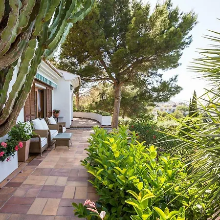 Luxury With Sauna, Sea View And 2.200 M2 Garden * Дения