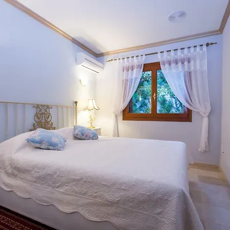Luxury With Sauna, Sea View And 2.200 M2 Garden * Дения