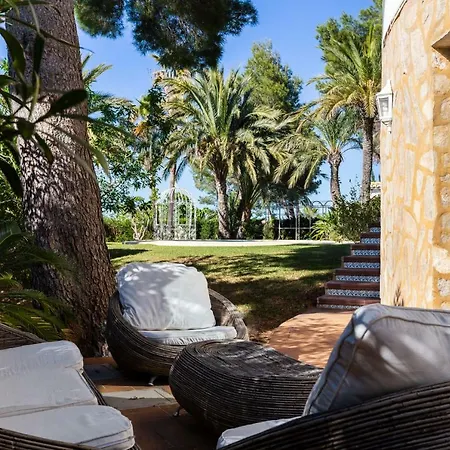 Вилла Luxury With Sauna, Sea View And 2.200 M2 Garden