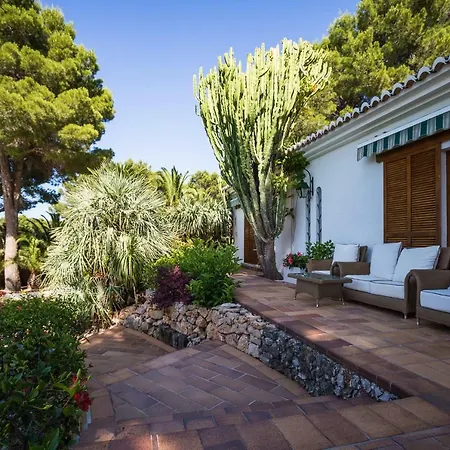 Вилла Luxury With Sauna, Sea View And 2.200 M2 Garden